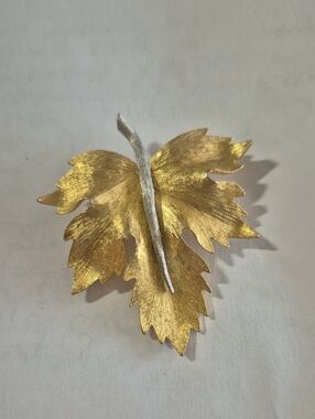 Vintage Maple Leaf Brooch Pin Gold & Silver Tone Two Tone